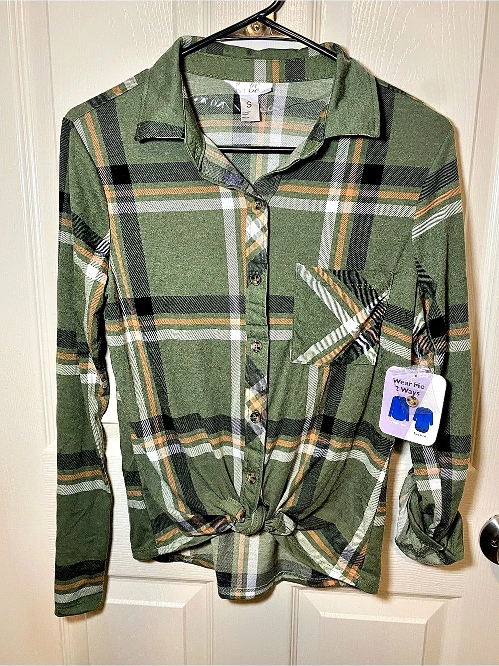 Just Be Plaid Button Down Top in Green Size Small NWT